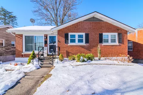 2092 St Christopher Dr, Lexington, KY 40502