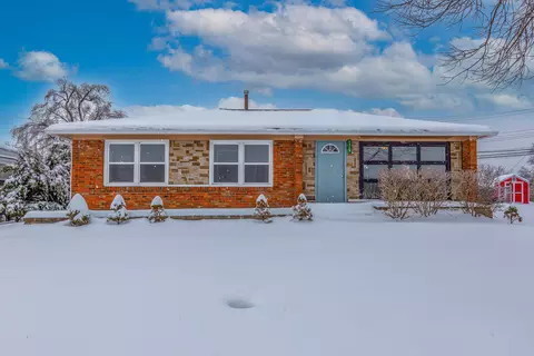 1718 Russell Cave Rd, Lexington, KY 40505