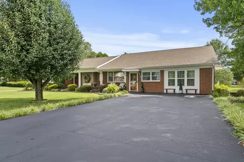 105 Montgomery St, Liberty, KY 42539