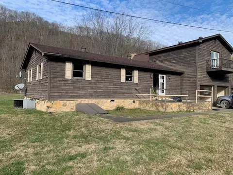 53 Spike Dr, Jeremiah, KY 41826