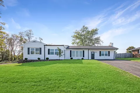 186 Meadow Lark Dr, Lancaster, KY 40444