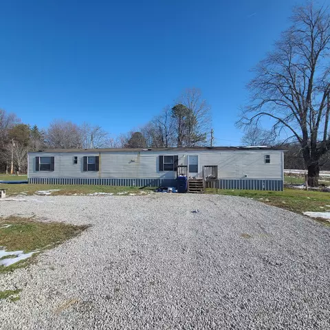 682 Ky 1376, East Bernstadt, KY 40729
