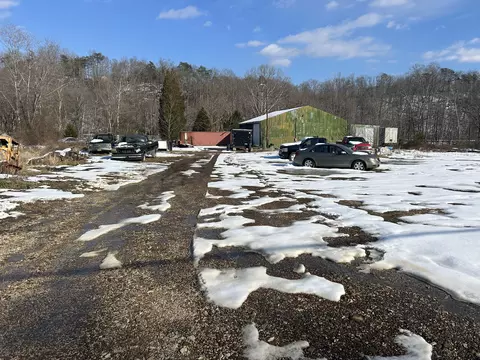 8110 Winchester Rd, Clay City, KY 40312