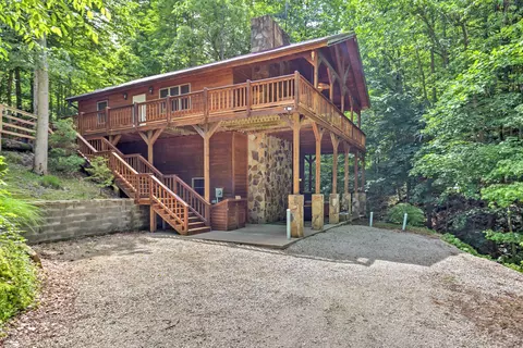 642 Birch Hollow Rd, Stanton, KY 40380