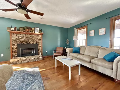 Living - 79 Tranquility Pl, Burnside, KY 42519 photo 4 of 13