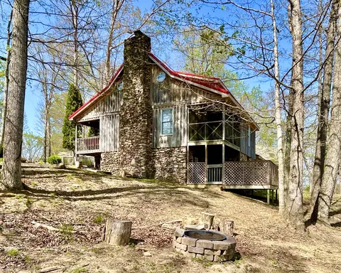 79 Tranquility Pl, Burnside, KY 42519