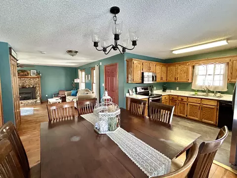 Dining - 79 Tranquility Pl, Burnside, KY 42519 photo 4 of 5
