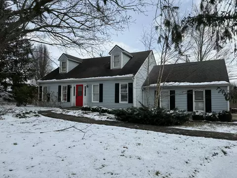 1001 Raintree Dr, Richmond, KY 40475