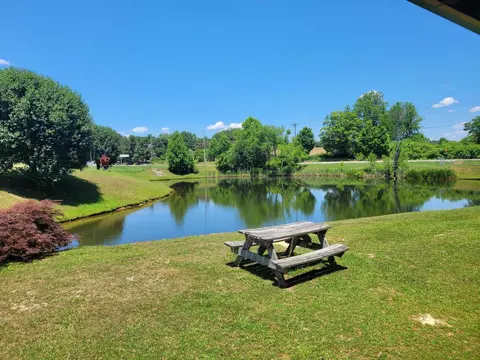 2557 Bee Creek Rd, Corbin, KY 40701 photo 2