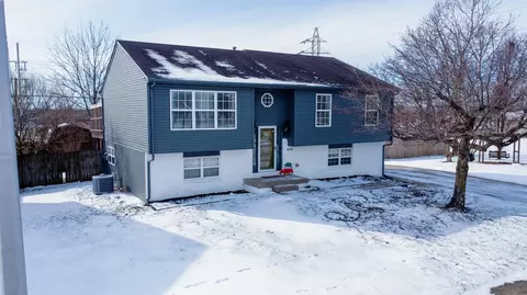 800 Pinoak Dr, Nicholasville, KY 40356