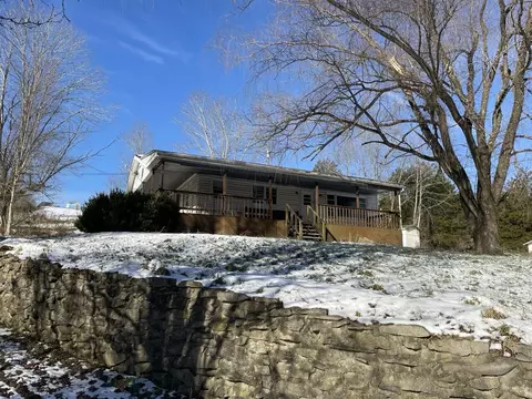 56 Vanzant Rd, Mount Vernon, KY 40456