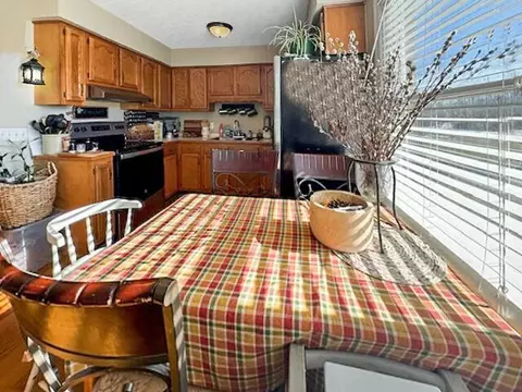 Kitchen - 614 E Third St, Perryville, KY 40468 photo 3 of 3