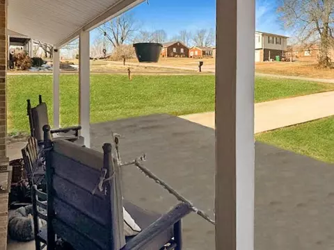 Exterior - 614 E Third St, Perryville, KY 40468 photo 5 of 6