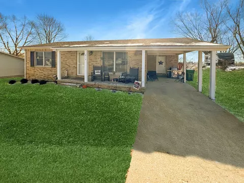 614 E Third St, Perryville, KY 40468