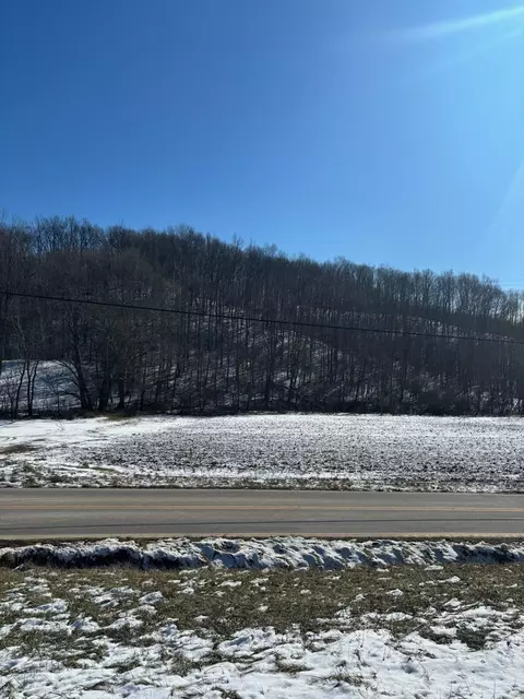 9999 472 East Hwy, Manchester, KY 40962
