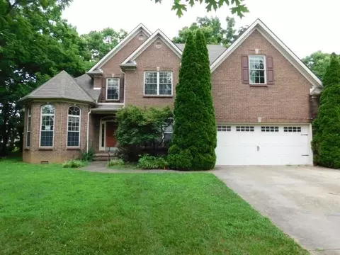 649 Seth Dr, Versailles, KY 40383