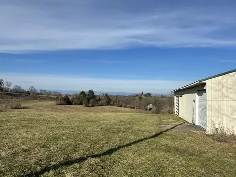 2189 Millersburg Rd, Paris, KY 40361