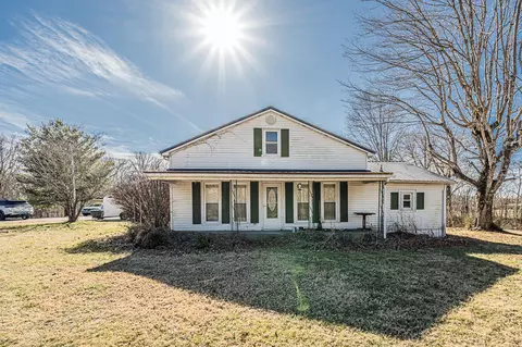 1221 Old Glasgow Rd, Edmonton, KY 42129