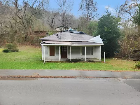 195 S Main St, Evarts, KY 40828