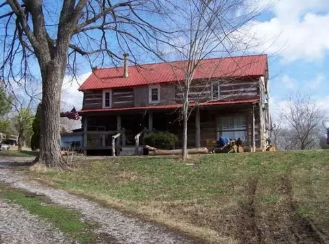 12449 Smith Gove Rd, Burkesville, KY 42717