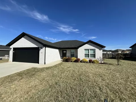 201 Page Dr, Richmond, KY 40475
