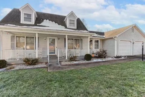302 Vail Dr, Lawrenceburg, KY 40342