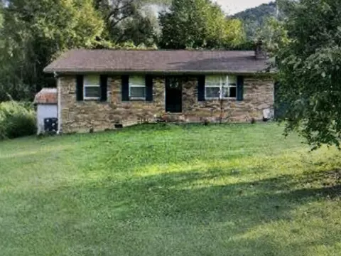 948 Ky 1527, Gray, KY 40734