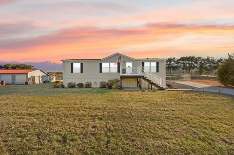 329 Bonnie Blue Ln, Bronston, KY 42518