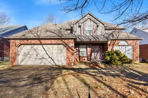 809 Keene Wood Dr, Lexington, KY 40504