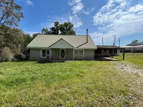 2528 Pilgrims Rest Rd, Mckee, KY 40447