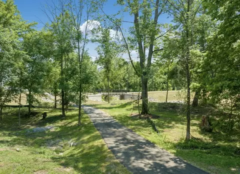 908 Bellerive Blvd, Nicholasville, KY 40356