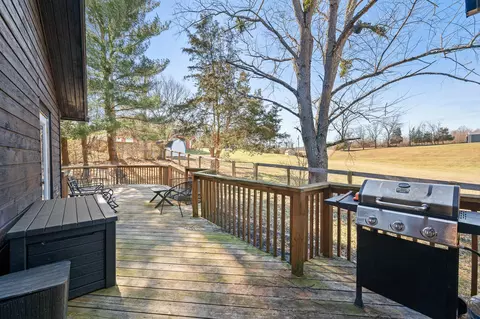 Exterior - 303 Terri Ave, Berea, KY 40403 photo 7 of 9