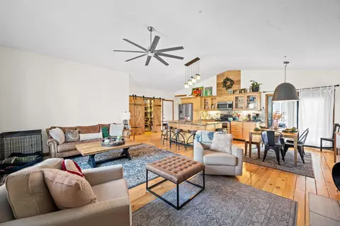 Living - 303 Terri Ave, Berea, KY 40403 photo 1 of 1