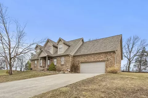 127 Braemar Dr, Richmond, KY 40475