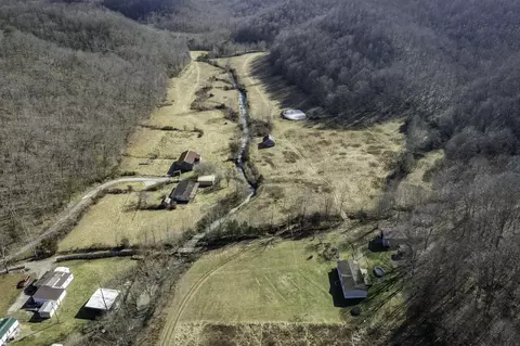 1285 Trusty Rd, Hustonville, KY 40437