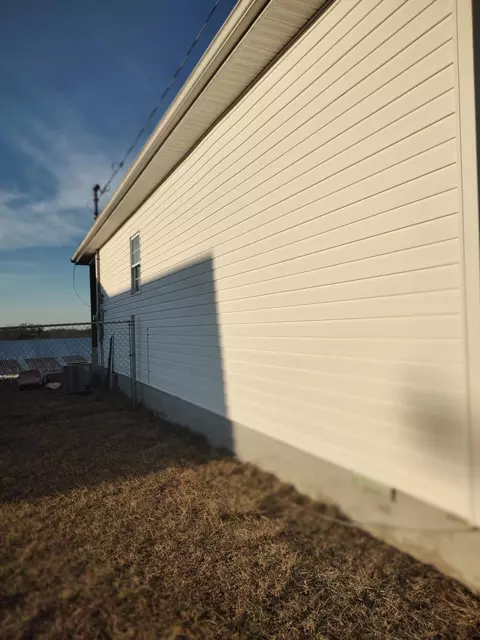 239 Upper Dry Fork A Rd, Mckee, KY 40447 photo 3