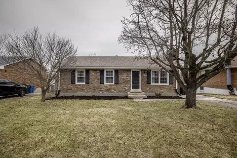 1131 Tatesbrook Dr, Lexington, KY 40517