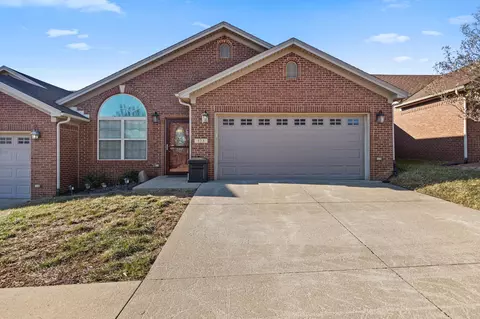 123 Tuscany Ln, Frankfort, KY 40601