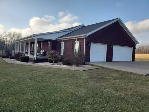 780 Stonetown Rd, Stamping Ground, KY 40379
