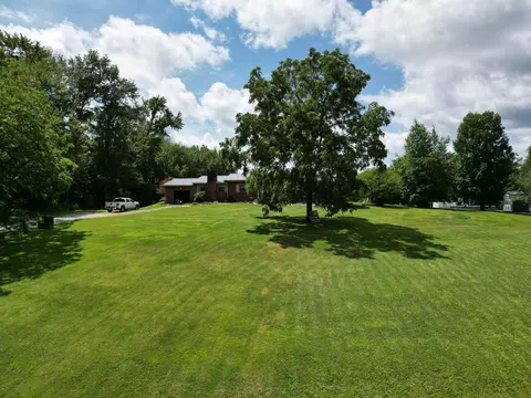 Exterior - 106 Walnut Ln, Gray, KY 40734 photo 4 of 6