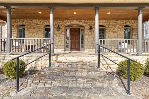 Exterior - 2576 Roberts Bend Rd, Burnside, KY 42519 photo 3 of 18