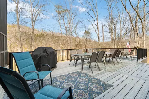 Exterior - 2576 Roberts Bend Rd, Burnside, KY 42519 photo 11 of 18
