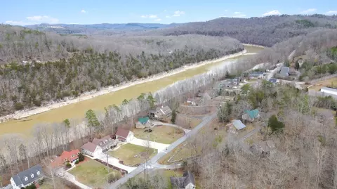 View/Area - 2576 Roberts Bend Rd, Burnside, KY 42519 photo 7 of 11