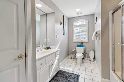 Bath - 2576 Roberts Bend Rd, Burnside, KY 42519 photo 6 of 7