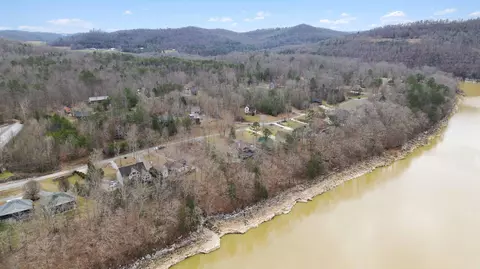 View/Area - 2576 Roberts Bend Rd, Burnside, KY 42519 photo 10 of 11