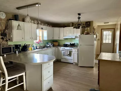 196 Oaks Rd, Russell Springs, KY 42642