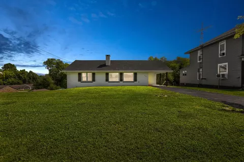 450 Slate Ave, Owingsville, KY 40360