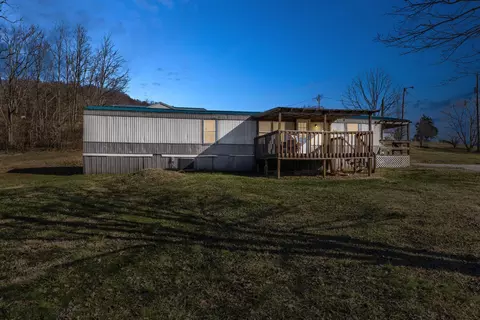 15 Corey Ln, Jeffersonville, KY 40337