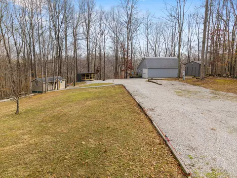140 Shane Ct, Nancy, KY 42544 photo 3