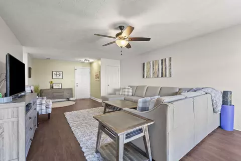 Living - 138 Rodeo Dr, Georgetown, KY 40324 photo 1 of 3